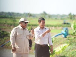 Ri Prabowo Didampingi Mentan Amran Di Kunjungan Perdana Ke Lahan Agrikultur Merauke