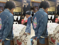 Suasana Rumah Duka Bunda Iffet, Kaka dan Bimbim Slank Pandangi Jenazah sang Ibu