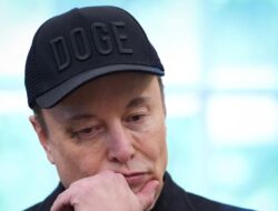 Saham Kendaraan Listrik Tesla Anjlok Terbesar Untuk Sejarah, Ada Apa?