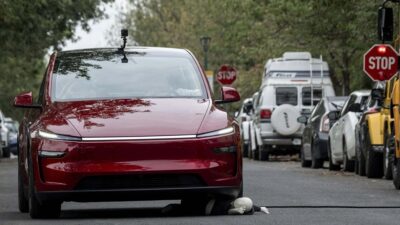 Mobil Listrik Tesla Mulai Uji Coba Robotaxi, Tarifnya Segini