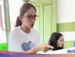 Restoran Hingga Kawasan Gunung Berapi hingga Ussy Ajak Anaknya Makan Warteg