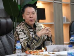 Bertentangan Bersama Frasa 5 Tahunan