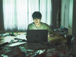 Penjelasan Ending Wall to Wall, Siapa Dalang Keributan Ke Apartemen?