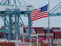 Pertama Kalinya, Pendapatan Bea Cukai AS Tembus Rp1.621 Triliun Imbas Aturan Tarif Trump