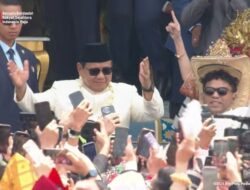 Detik-detik Ri Prabowo Turun Untuk Mimbar Kehormatan Goyang Tabola Bale Ke HUT Hingga-80 RI