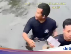 Viral iPhone Warga Depok Nyemplung Hingga Kolam Ikan, Damkar Turun Tangan