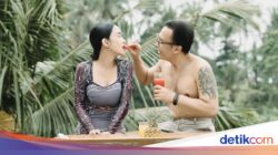 Intip Keseruan Ari Lasso Makan Di Restoran bersama Anak-Anaknya