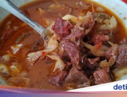 Cuaca Dingin Enaknya Makan Tongseng, Ini 5 Tempat yang Terkenal Nikmat