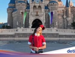 Ummi Quary Liburan Hingga Jepang, Kulineran Hingga Ginza hingga Disneyland