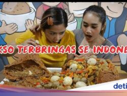 8 Potret Farida Nurhan Mukbang yang Paling Banyak Ditonton Di YouTube