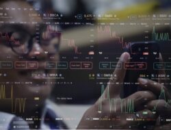 IHSG Bertahan Menghijau hingga Sesi Siang Sentuh Level 8.949