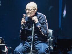 Phil Collins Ungkap Situasi Kesehatannya, 5 Kali Operasi Lutut dan Ginjal Bermasalah