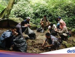Ritual Membuang Celana Untuk yang Mengancam Gunung Sanggabuana