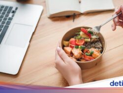Makan Di Perabot Kantor Di Ramadan, Ibu Hamil Ini Dinyiyiri Rekan Kerja