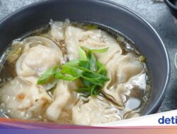 Resep Sup Pangsit Ayam Berkuah Gurih Hangat