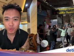 Aa Juju Sahur Ke India, Dibangunin Bunyi Keras sampai Makan Biryani Murah