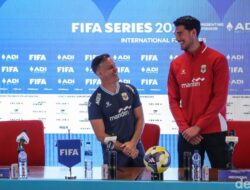 John Herdman Sampai Mendongak, Kenapa Elkan Baggott Bisa Tinggi Banget?