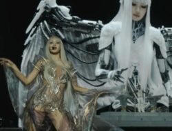 Lisa BLACKPINK Bikin Heboh Coachella 2026, Tampil Bareng Anyma Bawakan ‘Bad Angel’