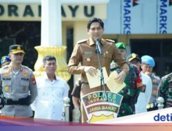 Momen Kulineran Lucky Hakim yang Dijuluki ‘Bupati Terbaik se-Indonesia’