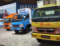 5 Truk Andalan Fuso Mejeng Di Kemayoran