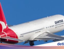 Ditekan Harga Solar, Qantas Masuk “Tren Hemat” dan Pangkas Penerbangan
