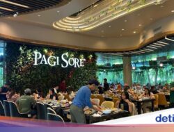 Makan Nasi Padang Aneka Lauk Premium Ke RM Pagi Sore, Habis Berapa Ya?