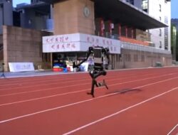 Mesin Otomatis H1 Buatan China Berlari secepat Usain Bolt