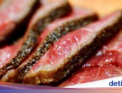 Jangan Panik Lihat ‘Darah’ Hingga Steak, Ini Penjelasan dan Hukumnya Untuk Islam