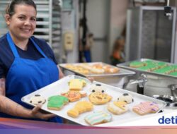 Demam Trophy Dunia Menjalar Hingga Etalase Toko Roti
