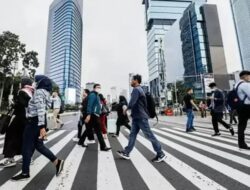 Komunitas Diminta Tak Panik Respons Situasi Ekonomi RI, Ekonom: Jaga Optimisme Berdasar Data