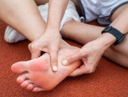 Kaki Pegal Para Flat Foot Di Latihan Emang Bisa Hilang? Ini Kata Ahli Kemakmuran