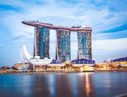 Menjelajahi Pesona Malaysia, Singapura & Thailand