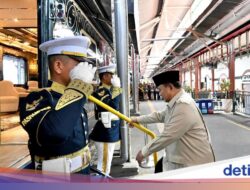 Momen Prabowo Jajal Kereta Nusantara Explorer Nan Mewah Bagi Pertama Kali