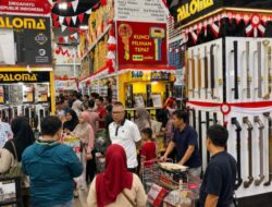 Tak Hanya Pasang Bendera, Banyak Keluarga Manfaatkan Bulan Agustus Sebagai Percantik Tempattinggal