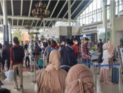 Hakim MK Soroti Tiket Pesawat yang Terus Naik, tapi Kompensasi Delay Hanya Rp300 Ribu