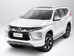 Memahami Beda Pajero dan Pajero Sport, Satu Keluarga Beda Tujuan