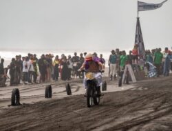 Slidetober 2026 Dari Sebab Itu Arena Perpaduan Latihan Selancar, Balap Kendaraan Bermotor Roda Dua, dan Seni Kearifan Lokal Di Bali
